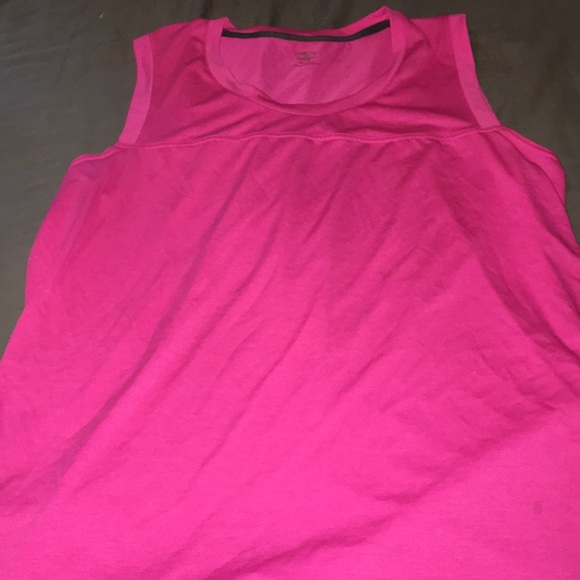 Hot pink women's tank - Picture 1 of 1